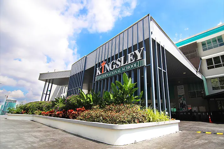 Maple leaf kingsley